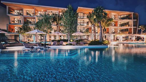 Wyndham Grand Nai Harn Beach Phuket 1