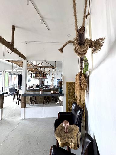 БАР  - Фото 4